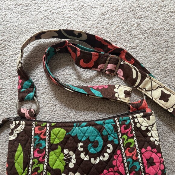 Authentic Vera Bradley Floral Quilted Crossbody Bag – EUC - Picture 4 of 6